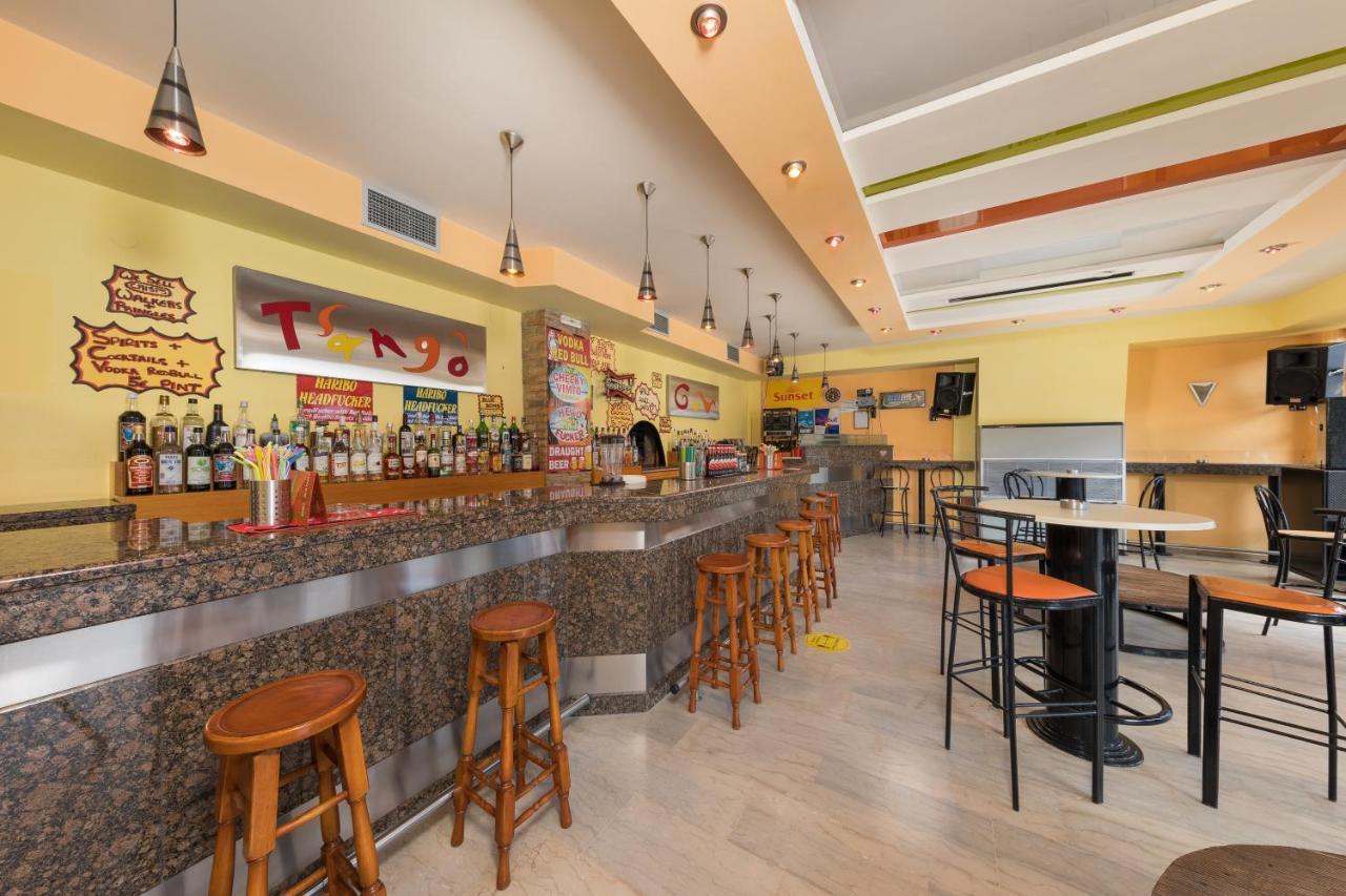 קאבוס Lefkimi Hotel מראה חיצוני תמונה