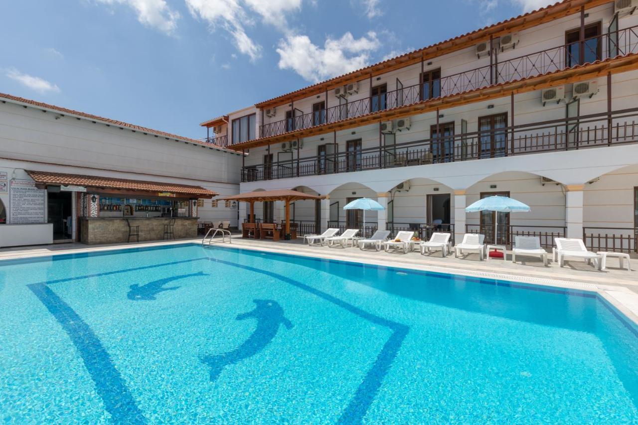 קאבוס Lefkimi Hotel מראה חיצוני תמונה