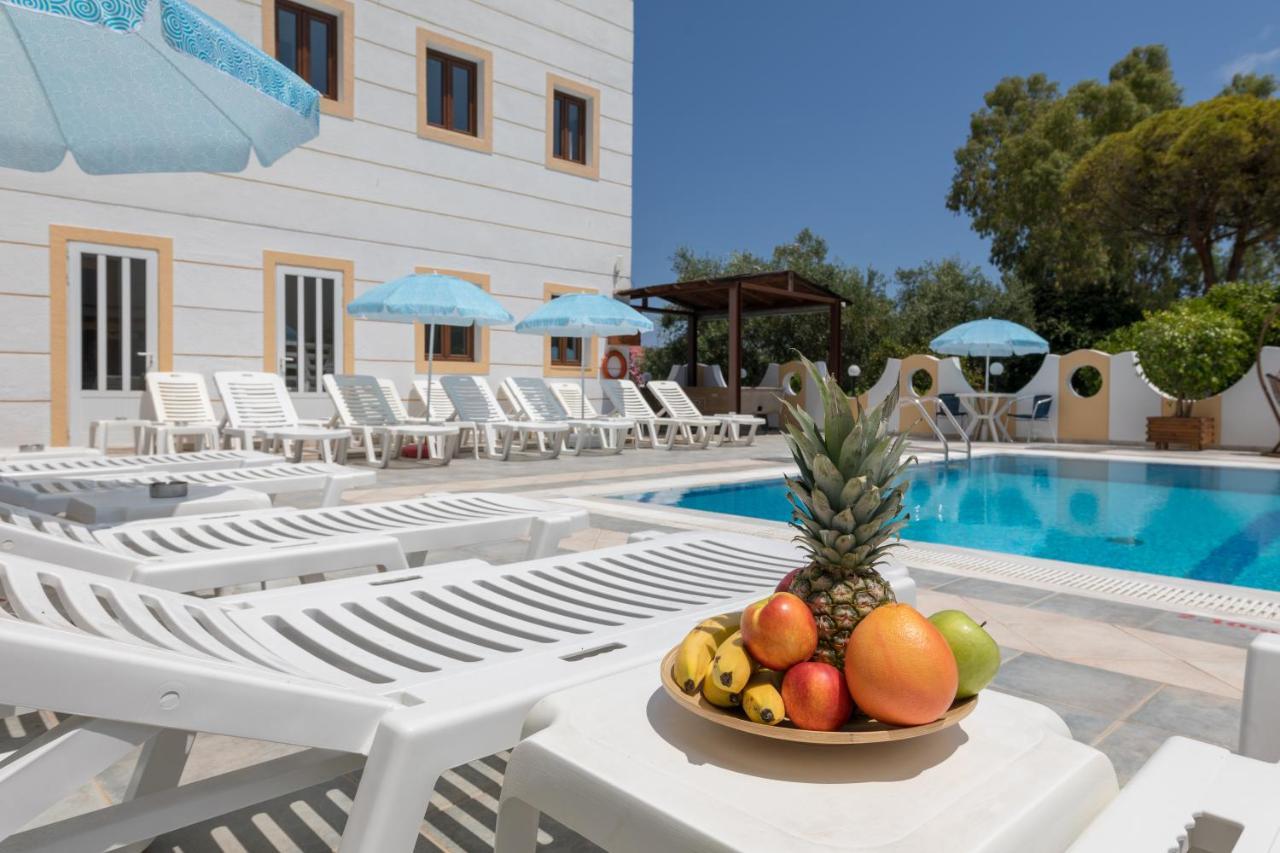קאבוס Lefkimi Hotel מראה חיצוני תמונה