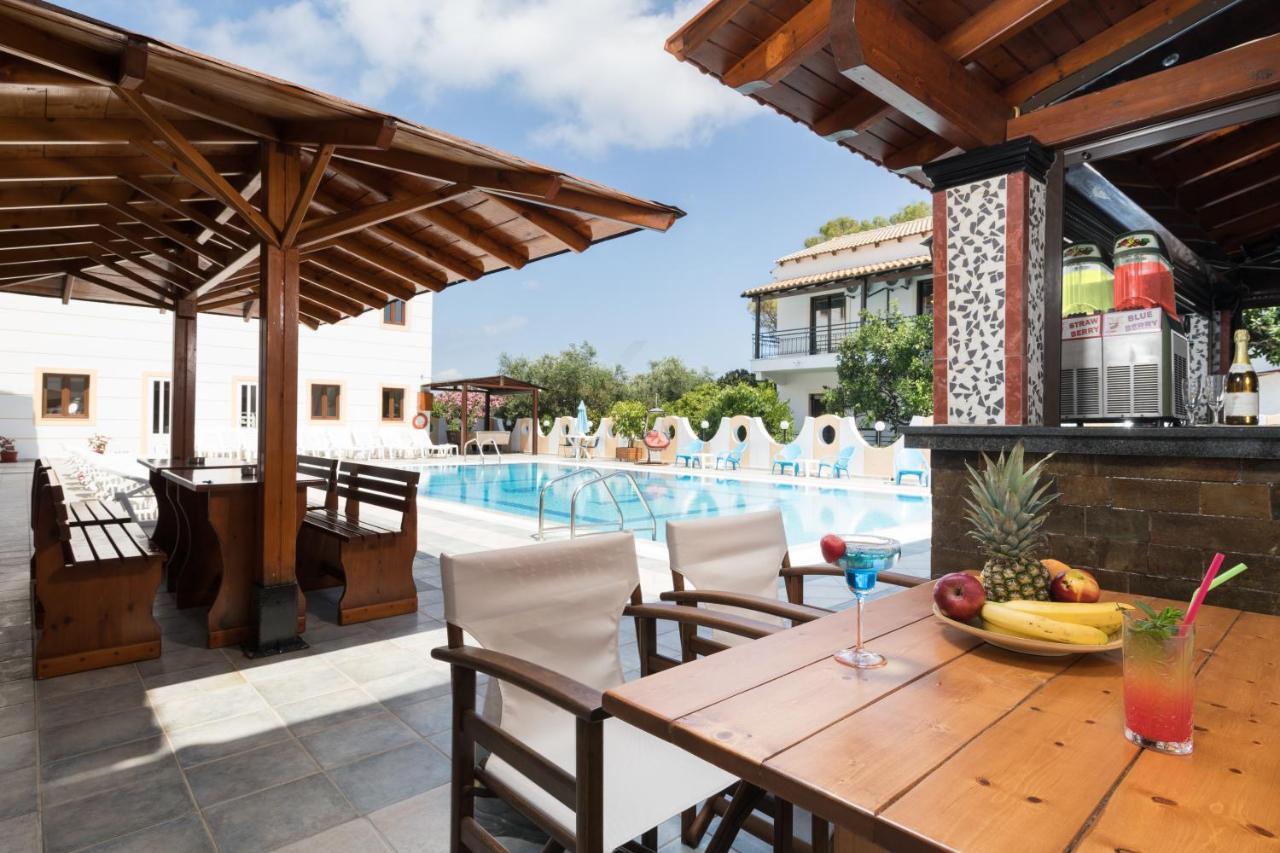 קאבוס Lefkimi Hotel מראה חיצוני תמונה