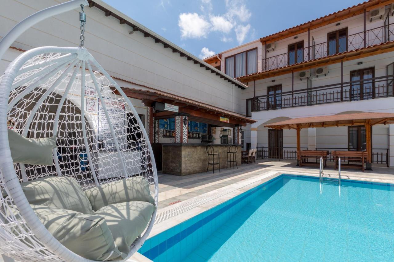 קאבוס Lefkimi Hotel מראה חיצוני תמונה