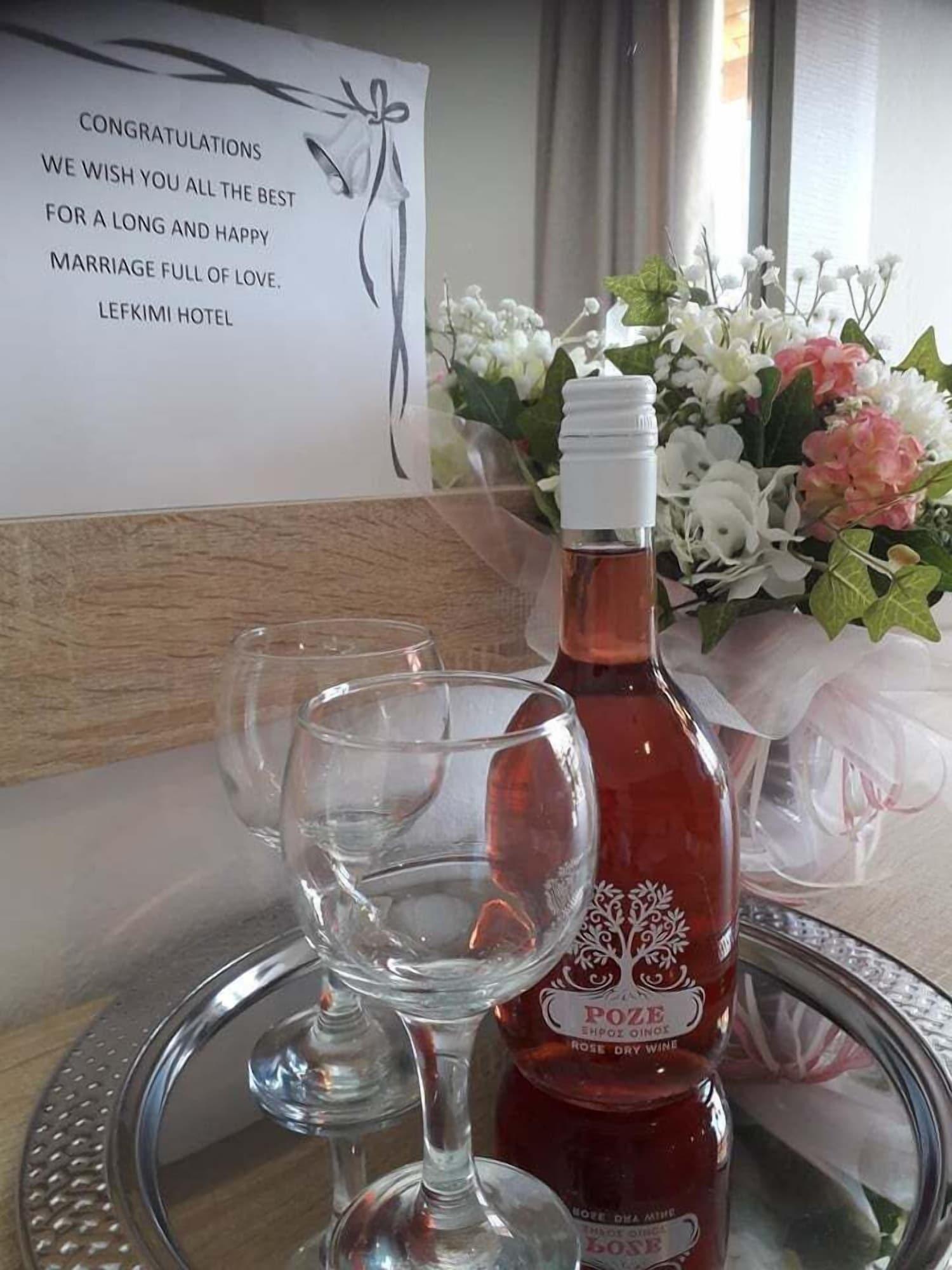 קאבוס Lefkimi Hotel מראה חיצוני תמונה