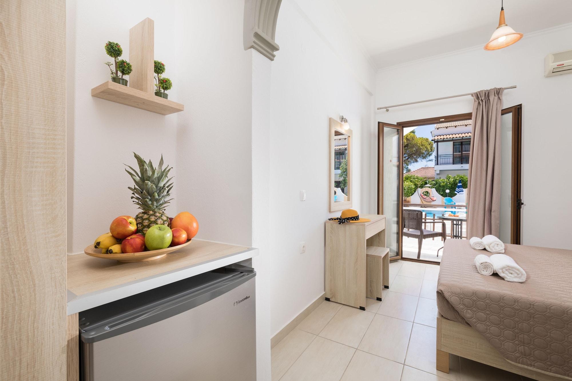 קאבוס Lefkimi Hotel מראה חיצוני תמונה
