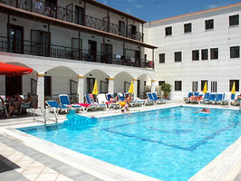 קאבוס Lefkimi Hotel מראה חיצוני תמונה