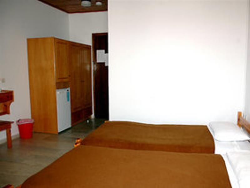 קאבוס Lefkimi Hotel מראה חיצוני תמונה