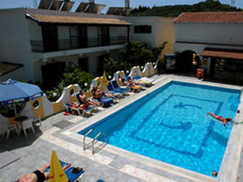 קאבוס Lefkimi Hotel מראה חיצוני תמונה