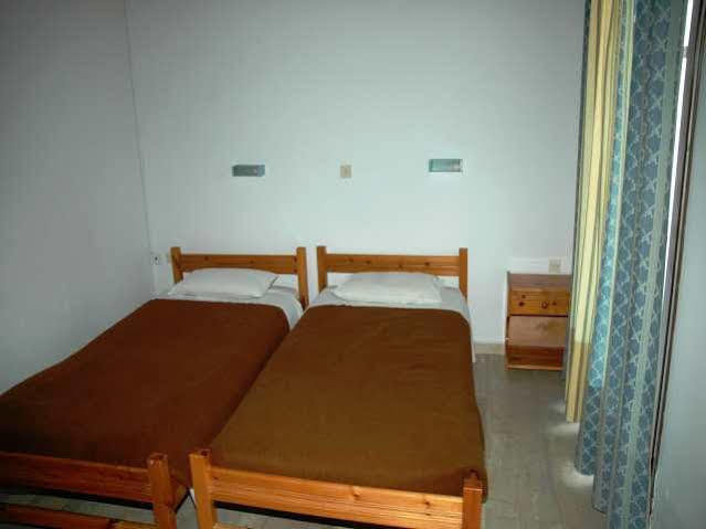 קאבוס Lefkimi Hotel מראה חיצוני תמונה